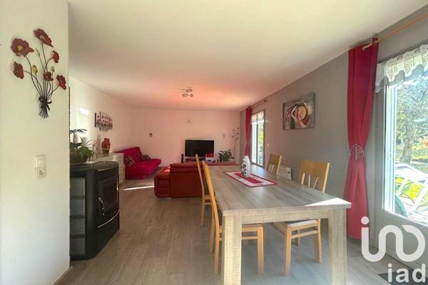 Maison 6 pièces de 144 m² à Ventron (88310)