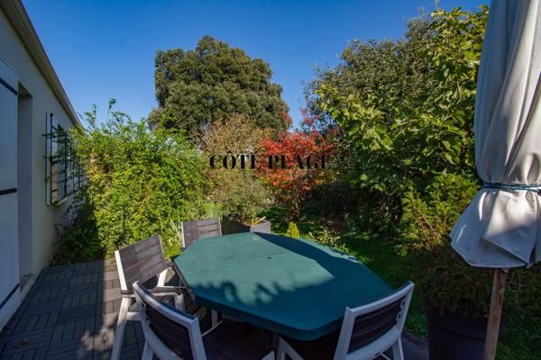 Saint-Palais-sur-Mer (17420) SAINT-PALAIS-SUR-MER – CHARMANT PLAIN-PIED À 5 MIN DE LA PLAGE