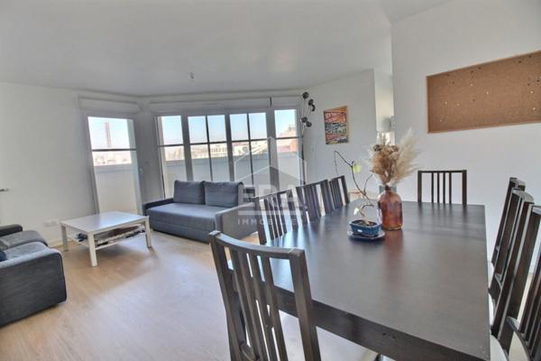 Grand 3P avec extérieur et parking dans les docks