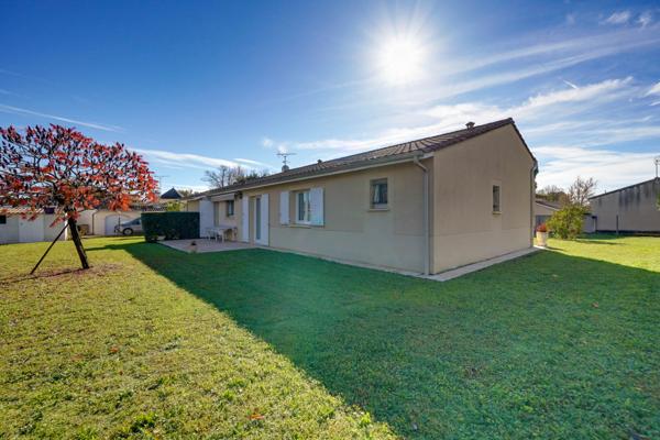 Libourne (33500) Maison 4 pièces de 102m2 habitables avec garage attenant sur parcelle de 1103m2