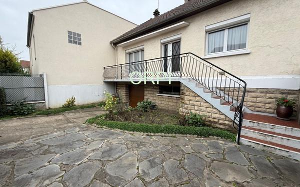 Maison à vendre    6 pièces • 129,44 m2 Vitry-sur-Seine