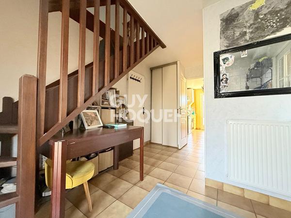 Maison familiale lumineuse avec jardin sans vis-à-vis / Cormelles le royal