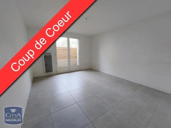 Appartement à louer 2 pièces 46.48m² Clermont-l'Hérault (34800)