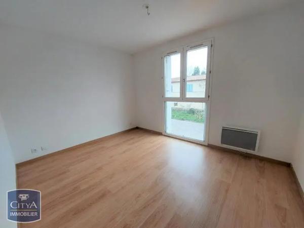 Appartement à louer 2 pièces 46.48m² Clermont-l'Hérault (34800)