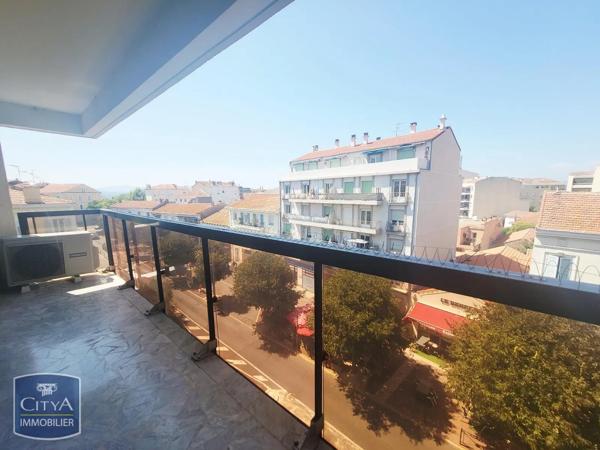 Appartement à louer 3 pièces 63.92m² Saint-Raphaël (83700)