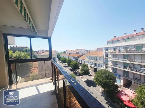 Appartement à louer 3 pièces 63.92m² Saint-Raphaël (83700)