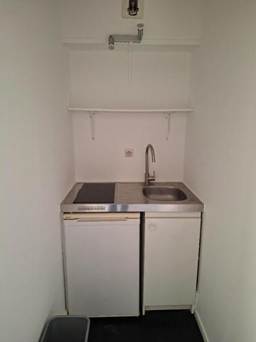 A louer Bordeaux secteur CHU d'environ 18.43 m²