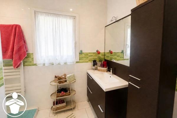 Vente                                                      Maison
                        
                     5 pièces                      94 m2                     à Villeneuve-sur-Lot