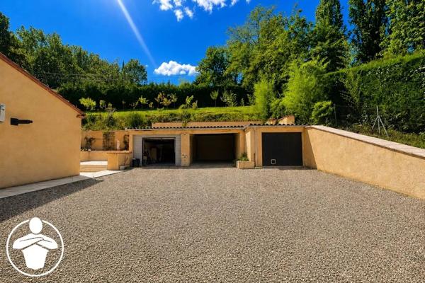 Vente                                                      Maison
                        
                     5 pièces                      94 m2                     à Villeneuve-sur-Lot