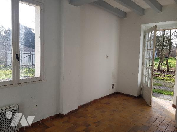 Ensemble immobilier composé de 3 logements de plain-pied indépendants