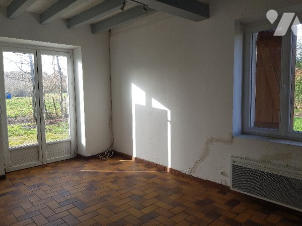 Ensemble immobilier composé de 3 logements de plain-pied indépendants