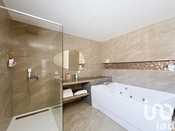 Maison à vendre 4 pièces 125 m² Vias