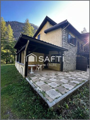 Studio rare à la vente!