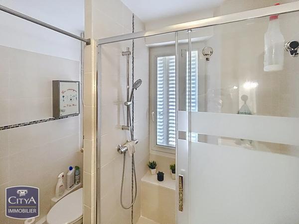Appartement à vendre 2 pièces 47.6m² Guéret (23000)