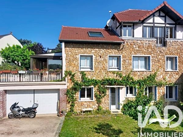 Maison à vendre 8 pièces 215 m² Chaville