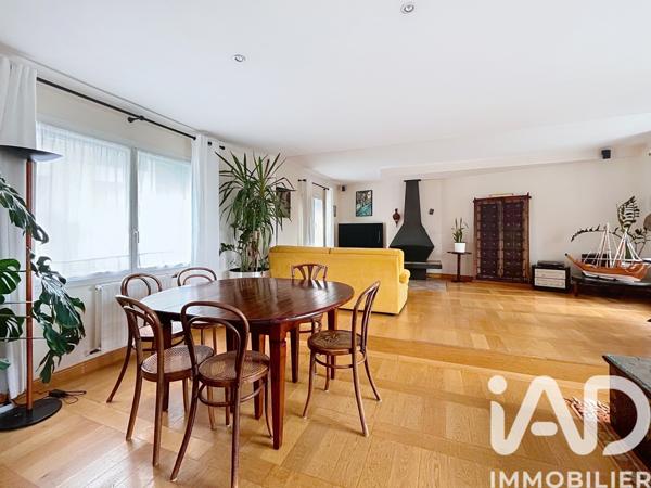 Maison à vendre 8 pièces 215 m² Chaville