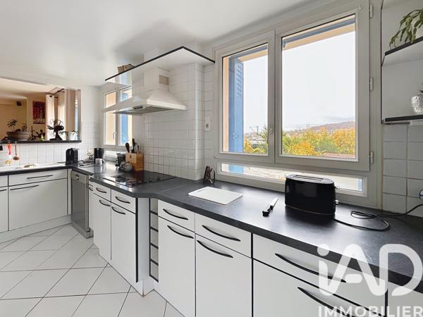 Maison à vendre 8 pièces 215 m² Chaville