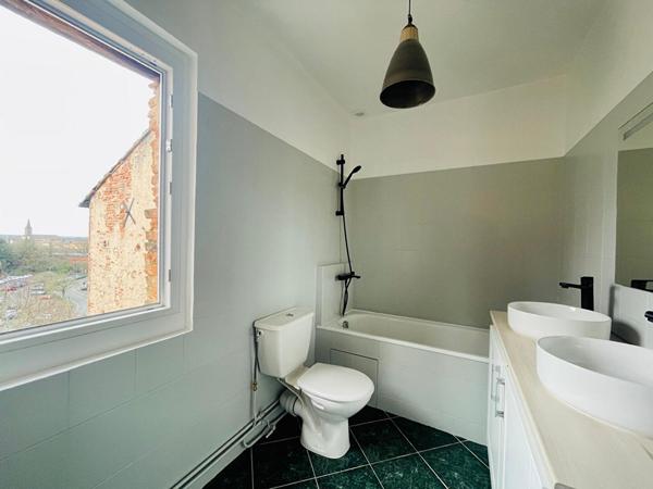 Location Appartement67,47 m² - 3 Pièces - MONTAUBAN (82000)