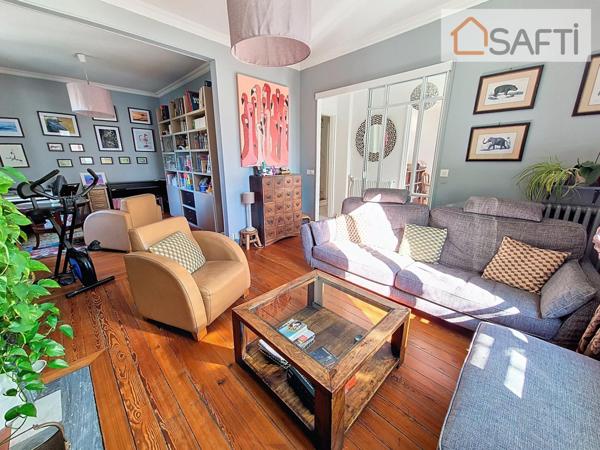 Jolie meuliere renovée, 3 chambres possibilité 4, au calme, à 4 min du RER