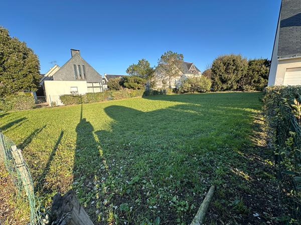 Terrain Constructible De 561m²