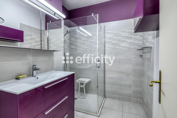 Appartement
         4 pièces
        - 123 m² Bien prestige 485 000 € *