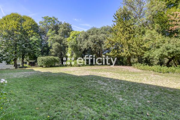 Appartement
         4 pièces
        - 123 m² Bien prestige 485 000 € *
