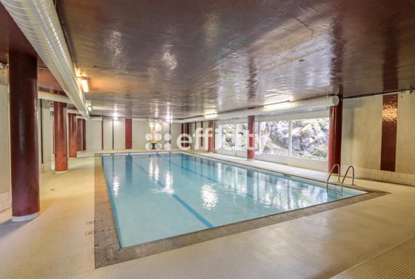 Appartement
         4 pièces
        - 123 m² Bien prestige 485 000 € *