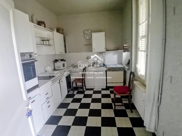 Vue sur le parc, avec des accès