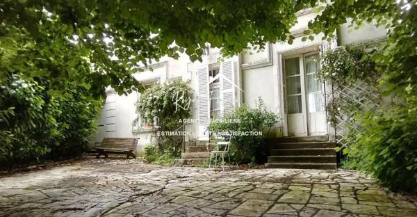 Vue sur le parc, avec des accès