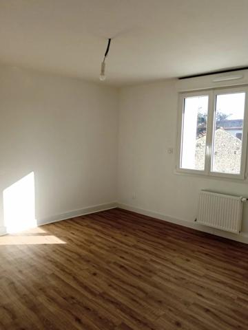 Location Maison de ville 4 pièces 112 m2 à Matha