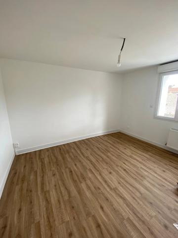 Location Maison de ville 4 pièces 112 m2 à Matha