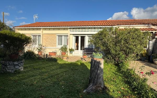 Maison à vendre    4 pièces •  Rochefort