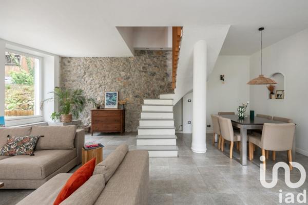 Maison de ville 6 pièces de 160 m² à Seyssins (38180)