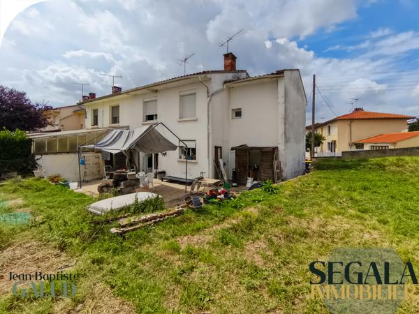 Saint-Benoît-de-Carmaux (81400) Saint Benoit de Carmaux - Maison dans une impasse