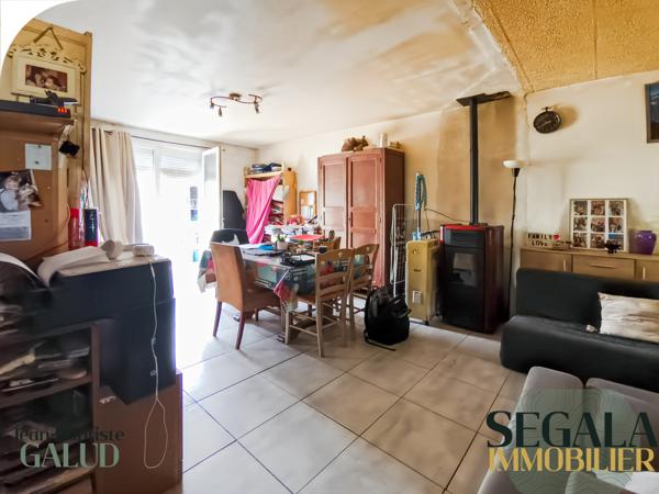 Saint-Benoît-de-Carmaux (81400) Saint Benoit de Carmaux - Maison dans une impasse