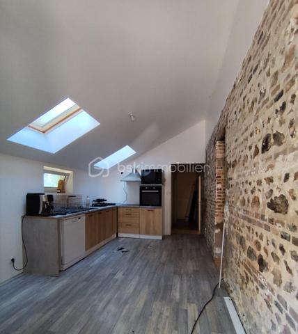 Maison en pierre de 102 m²