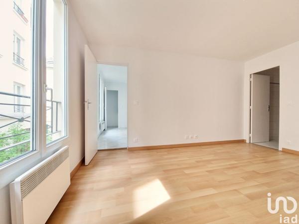 Appartement 2 pièces de 42 m² à Paris (75011)