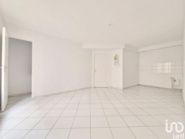 Appartement 2 pièces de 42 m² à Paris (75011)