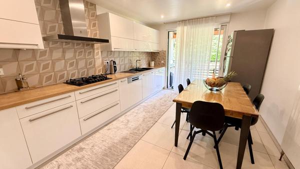 Maison familiale avec beau terrain
