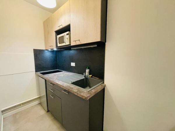 A VENDRE - BORDEAUX SAINT-MICHEL -Appartement  3 pièce(s) 40.14 m²