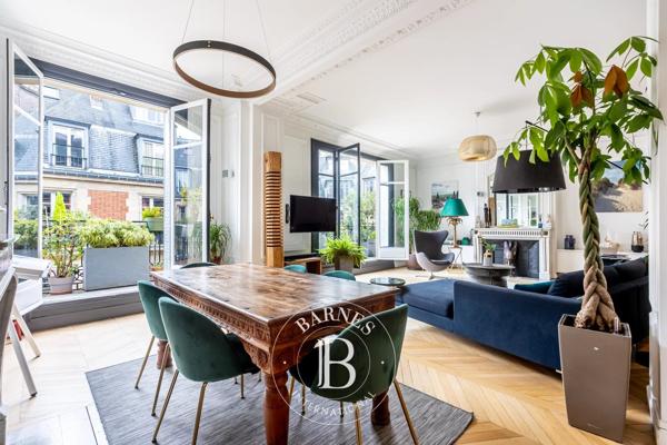 Paris 8ème, Appartement 4 Chambres -  206 m² à vendre