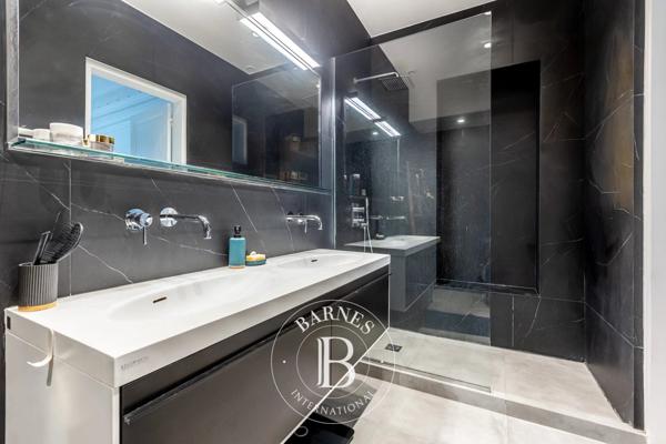 Paris 8ème, Appartement 4 Chambres -  206 m² à vendre