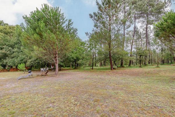 MIOS: Maison sur terrain de 16 000m²
