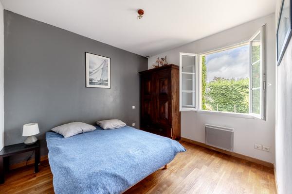 MIOS: Maison sur terrain de 16 000m²