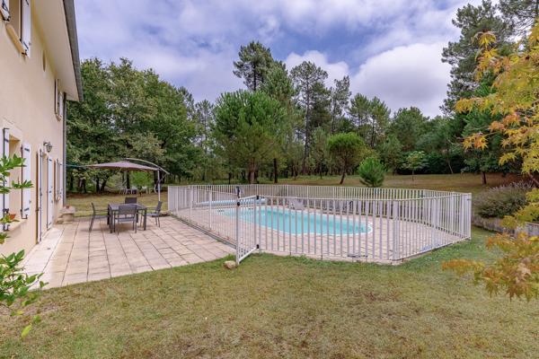MIOS: Maison sur terrain de 16 000m²
