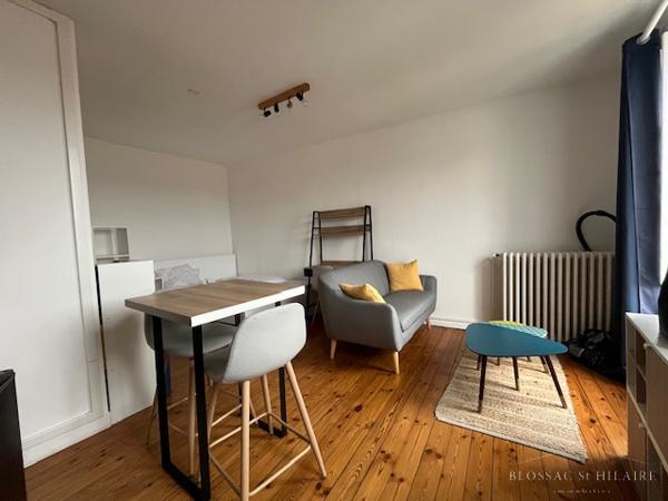 POITIERS CENTRE VILLE STUDIO RENOVE MEUBLE