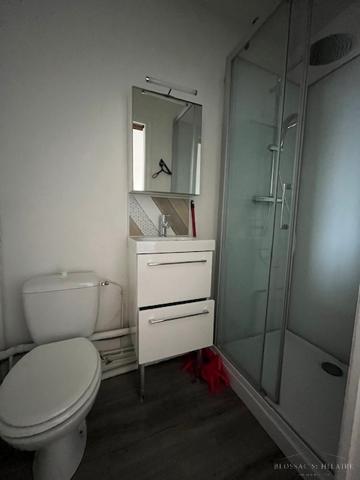 POITIERS CENTRE VILLE STUDIO RENOVE MEUBLE