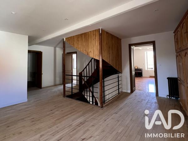 Maison à vendre 6 pièces 332,99 m² Berneuil