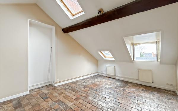 Appartement à vendre    3 pièces • 53,41 m2 Orléans