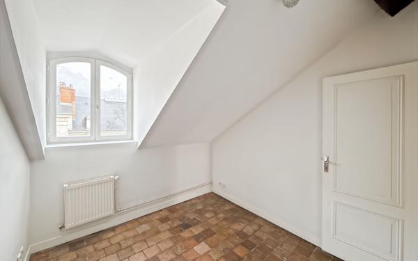 Appartement à vendre    3 pièces • 53,41 m2 Orléans